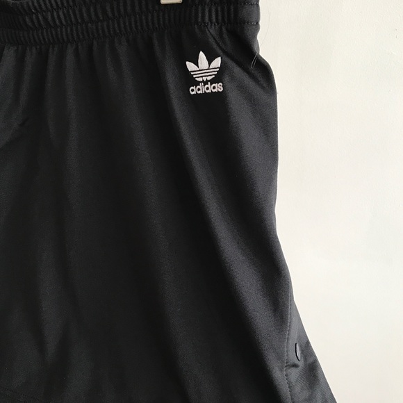 Adidas black snap side mini skirt! NWOT - Picture 2 of 4